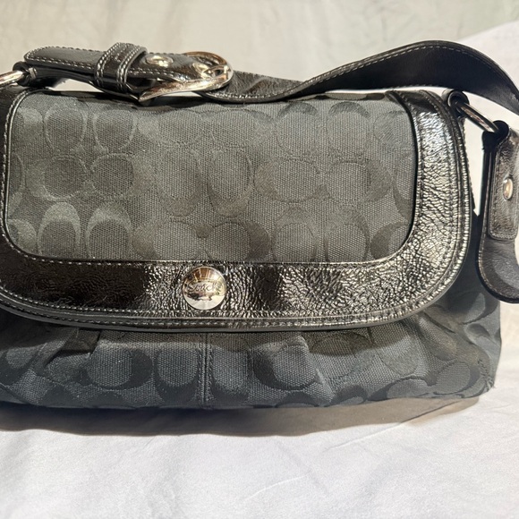 Coach Black Signature Shoulder Bag - Picture 2 of 8